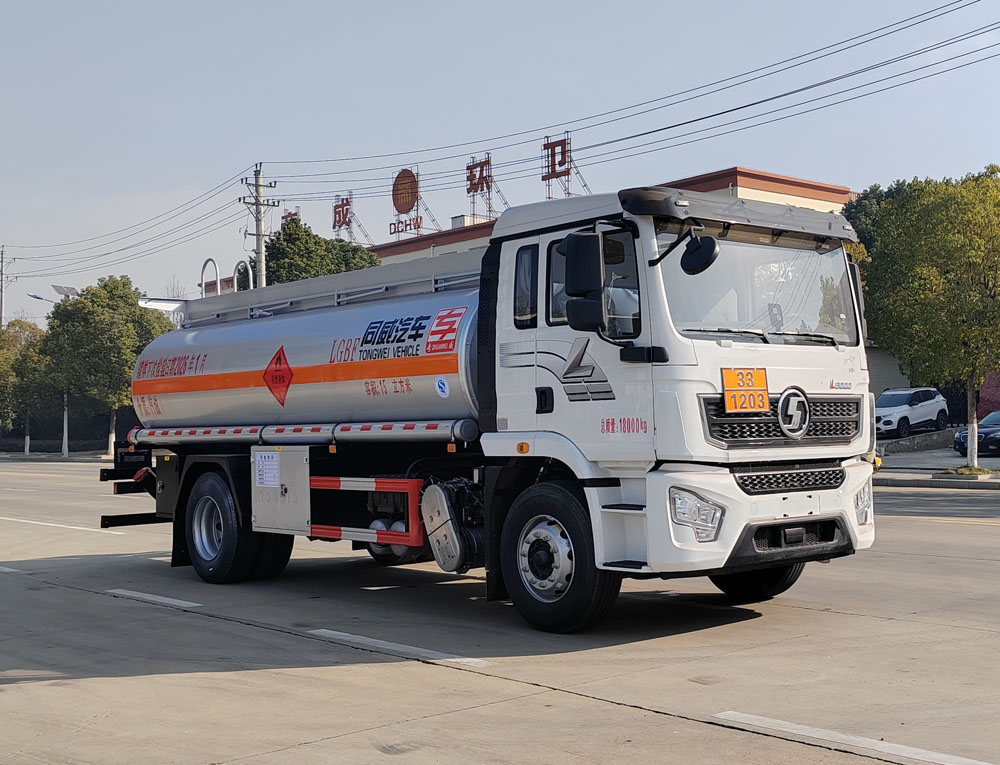 专威牌HTW5189GJYSQ6加油车