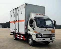 爆破器材运输车