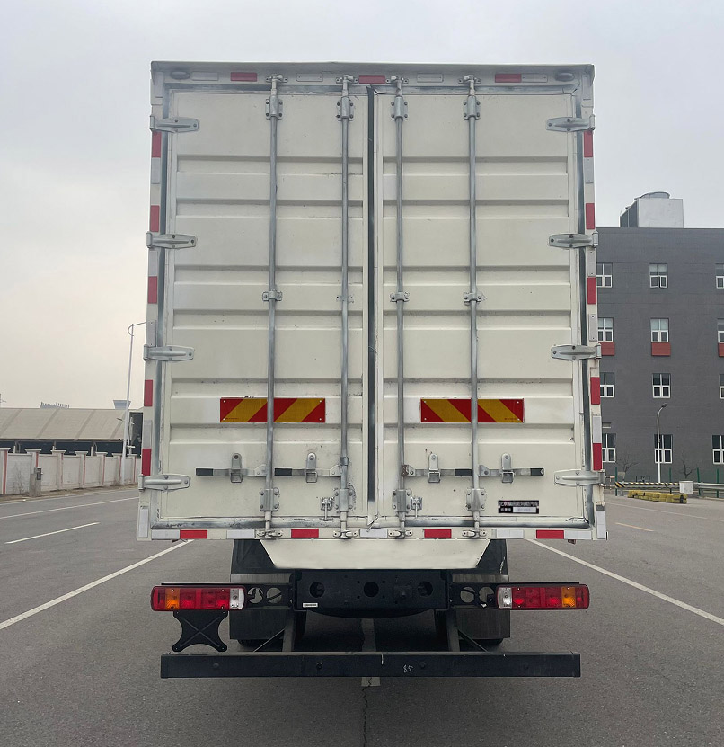 歐曼牌BJ5189XXYY6ANL-06廂式運輸車公告圖片