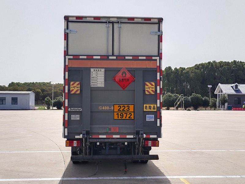 專威牌HTW5044XRQJX6易燃氣體廂式運輸車公告圖片