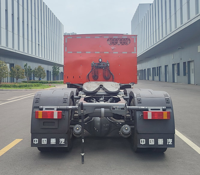 豪沃牌ZZ4251V3847Z12BEV纯电动牵引汽车公告图片