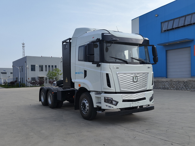 远程牌 612马力 换电式纯电动半挂牵引车(HN4255H45C8BEVY)