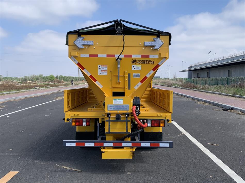 環(huán)科德恒牌LDH5070TCX除雪車公告圖片