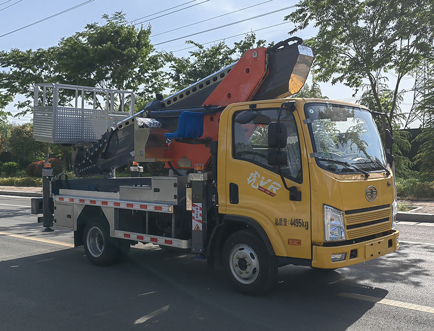 YAD5040XJXCA6型抽油机检修车图片