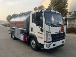 加油车
