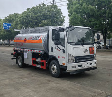 加油车