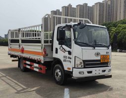 专威牌HTW5090TQPCA6气瓶运输车