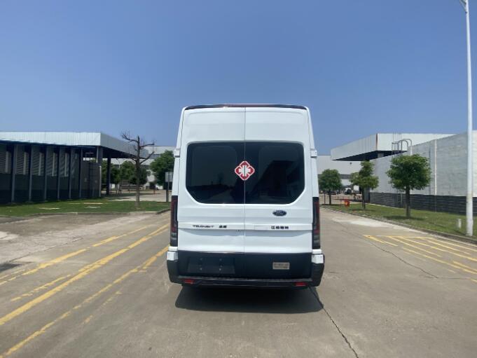 安穩(wěn)號牌TYM5050XJHV363BEV純電動救護車公告圖片