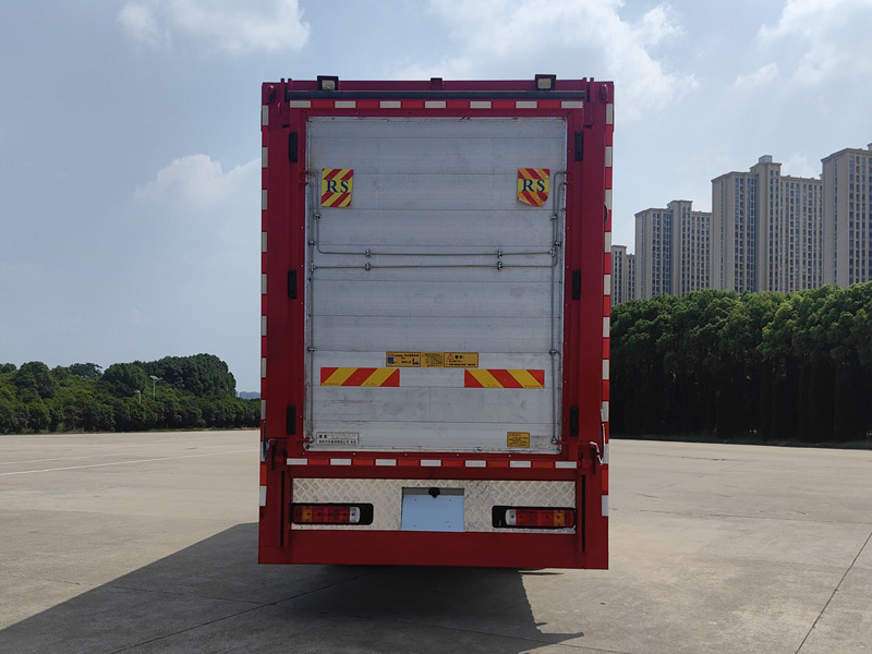 楚勝牌CSC5181XCQCA6雛禽運(yùn)輸車公告圖片