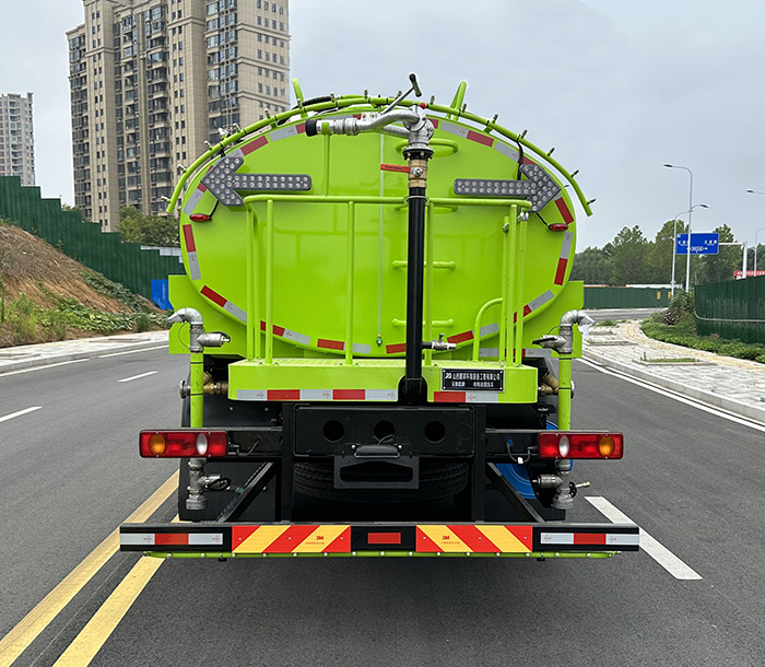 玉驍瓏牌YBH5180GQXDFBEV純電動清洗車公告圖片