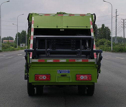程力威牌CLW5044ZYS6ZS壓縮式垃圾車公告圖片