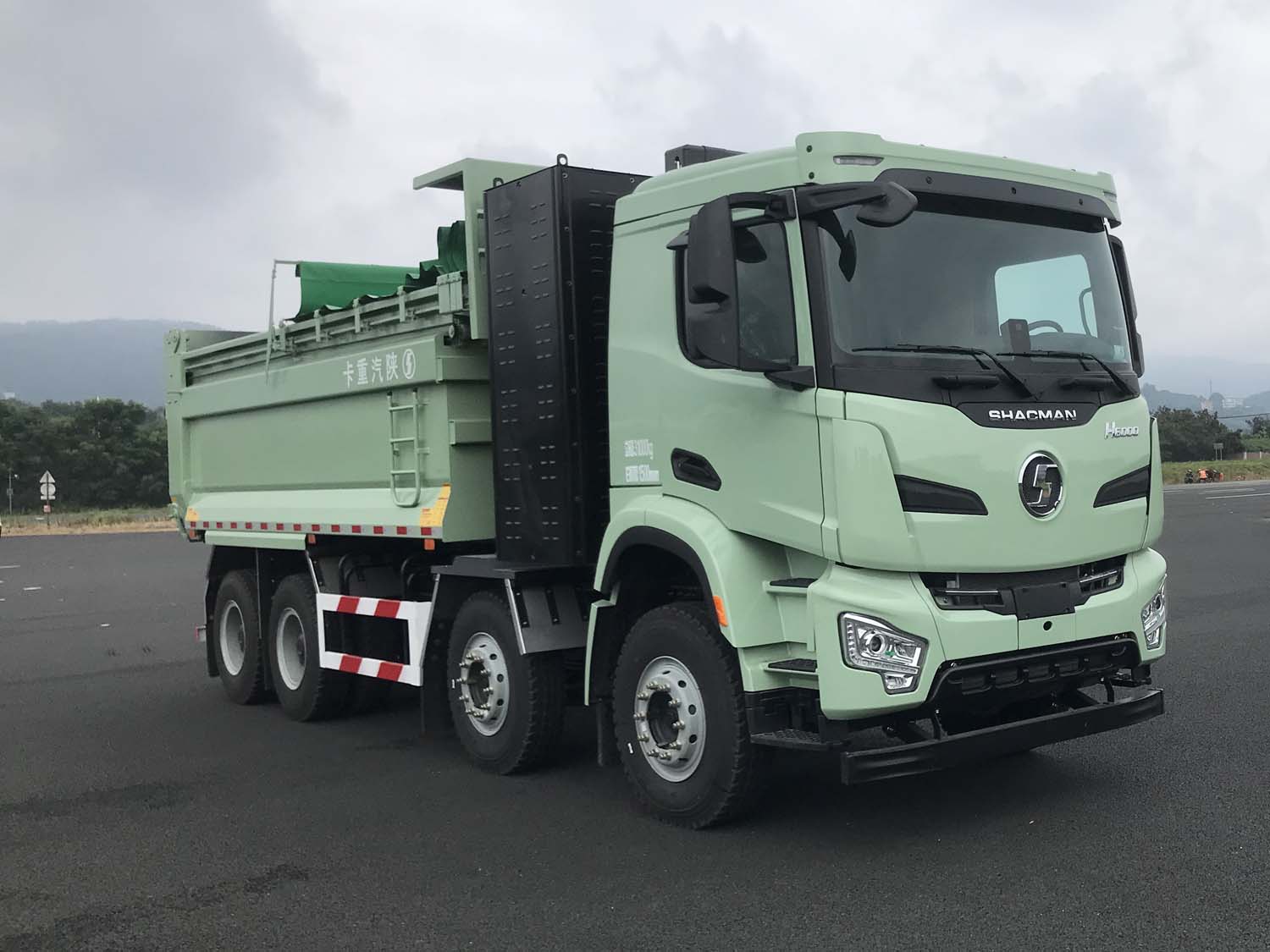 陕汽牌 612马力 前四后八 纯电动自卸汽车(SX3317VF336BEV)