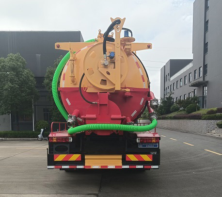 程力威牌CLW5181GQW6WS清洗吸污車公告圖片