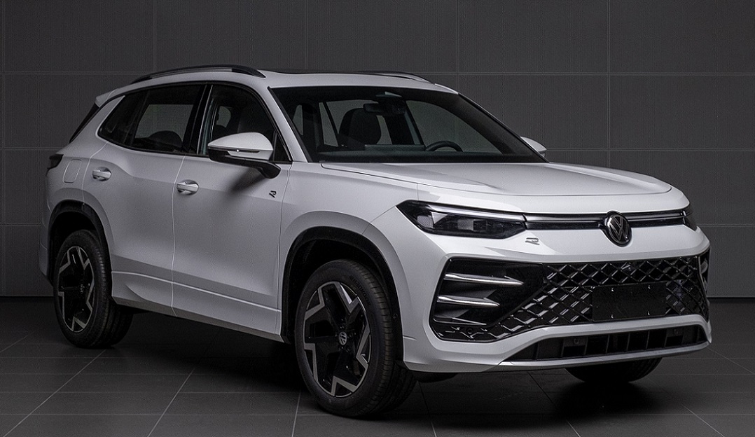 大众牌4.7米5座多用途乘用车(FV6472MBDEG)