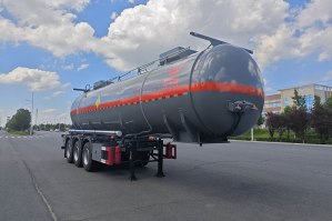 氧化性物品罐式运输半挂车