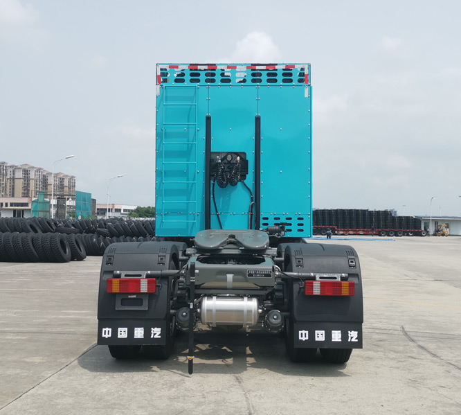 豪沃牌ZZ4259V3841Z1FCEV燃料电池牵引汽车公告图片