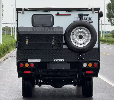 麥卡佰客牌MBK5031XLJ旅居車(chē)公告圖片