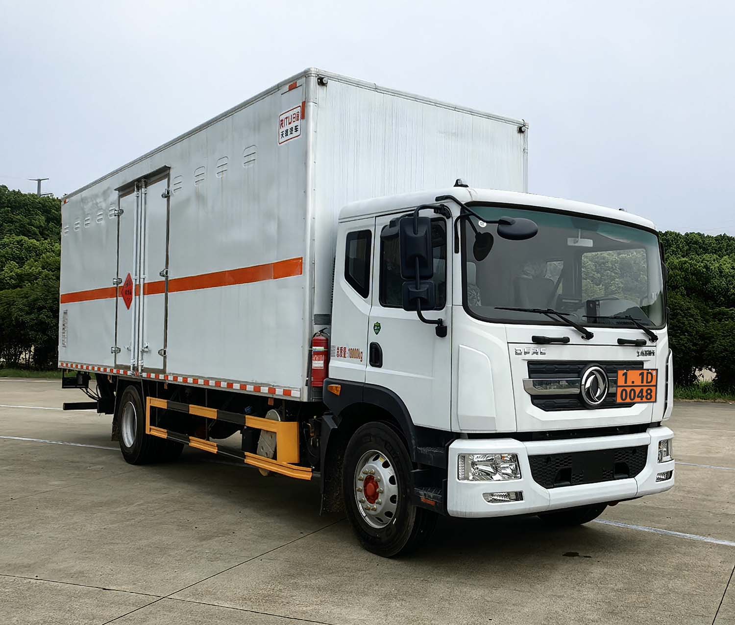 HTY5180XQYEQ6型爆破器材运输车图片