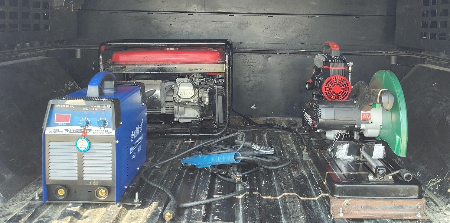 東風(fēng)牌EQ5040XJXYY6D檢修車公告圖片