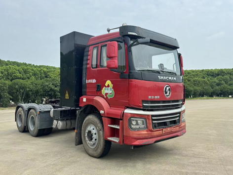 陕汽牌 694马力 纯电动牵引汽车(SX4257MF4XBEVF3L)