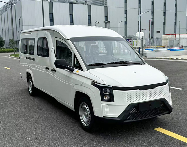 予风牌5.4米6座纯电动多用途乘用车(HSE6540BEVM1B)