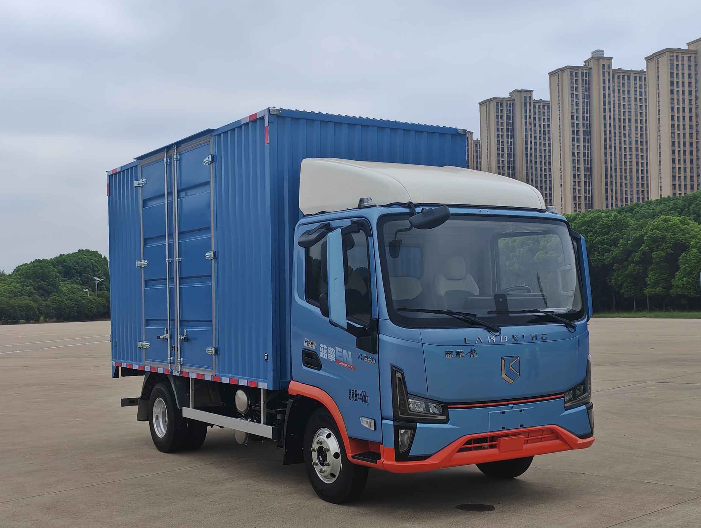 蓝擎牌YTQ5042XXYMFEV341-LQ纯电动厢式运输车