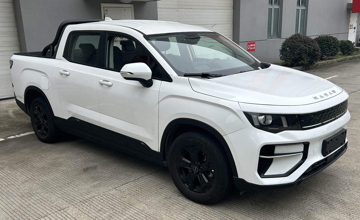 雷达牌 245马力 纯电动多用途货车(ZB1032BEVFR5)