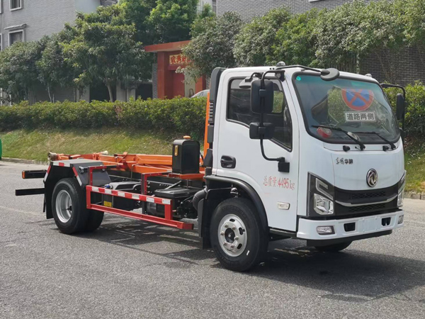 程力威牌CLW5045ZXXASK车厢可卸式垃圾车