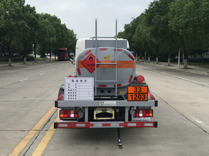 楚胜牌CSC5047GJYZ6加油车公告图片