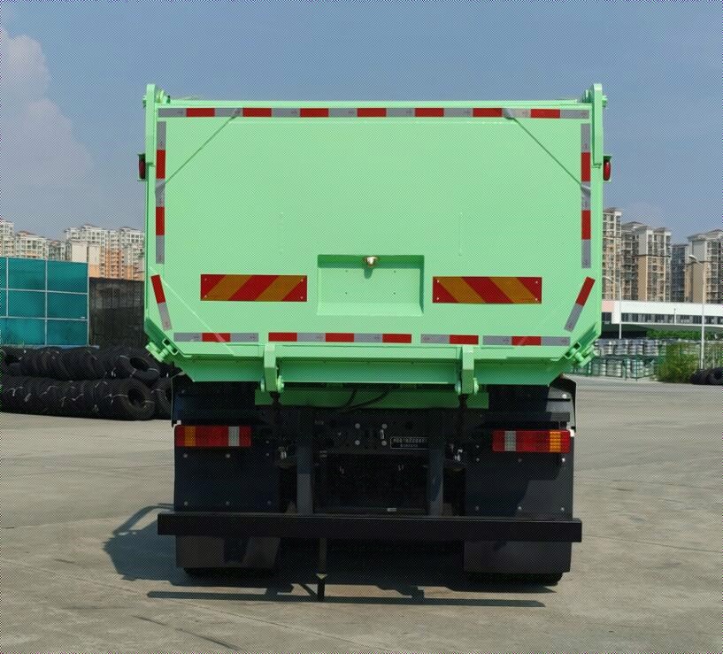 ZZ3312V4067Z12FCEV 豪沃牌483马力前四后八氢气5.8米燃料电池自卸汽车图片