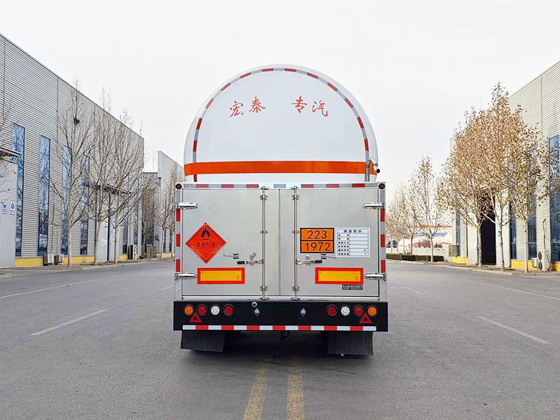 正康宏泰牌HHT9340GDY低温液体运输半挂车公告图片
