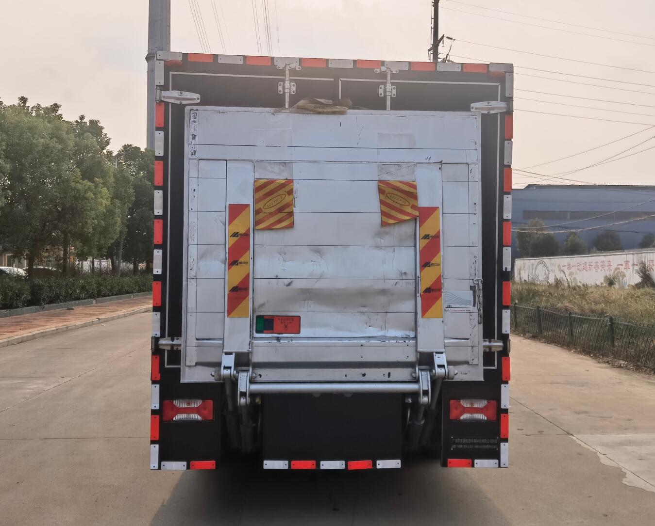 巧閣牌GHM5060XPB排爆器材運輸車公告圖片