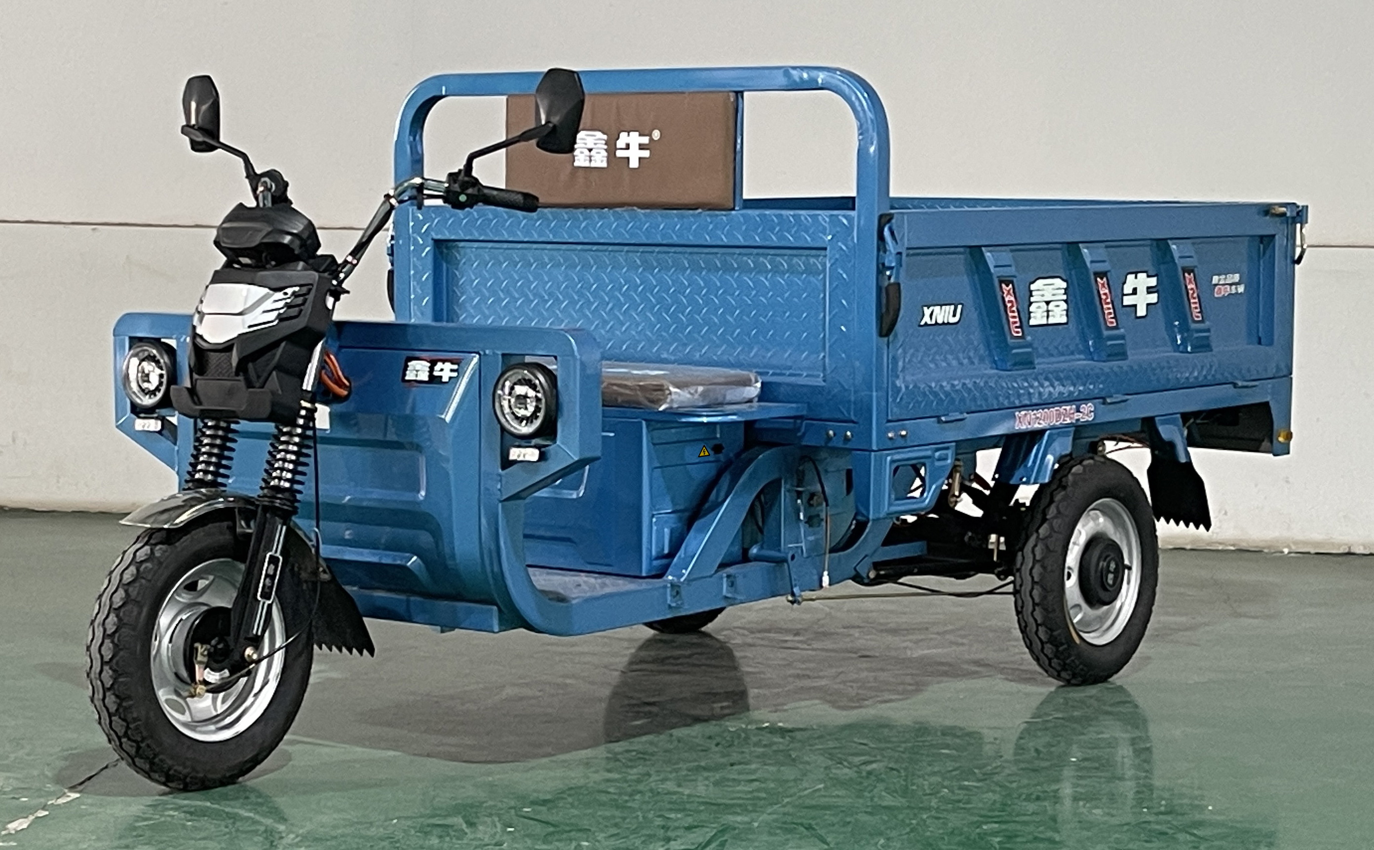 鑫牛牌XN1200DZH-2C电动正三轮摩托车公告图片