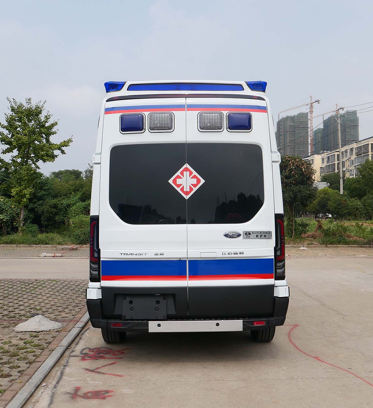 华通牌HCQ5041XJHJX6-M6救护车公告图片