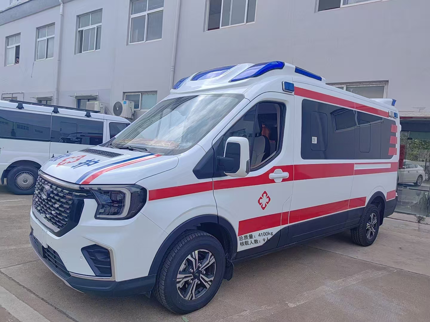 华通牌HCQ5041XJHJX6-M6救护车公告图片