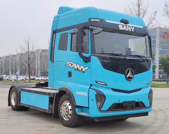 三一牌 435马力 纯电动半挂牵引车(HQC41800SWBEV2)
