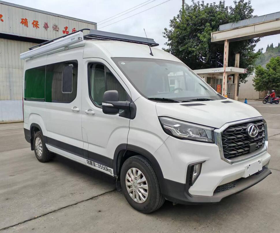 春城牌HXP5045TSY宿营车公告图片