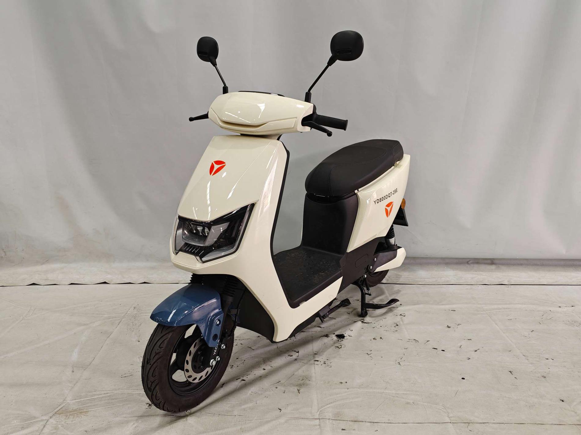 电动两轮轻便摩托车