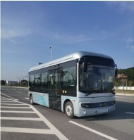 纯电动低地板城市客车