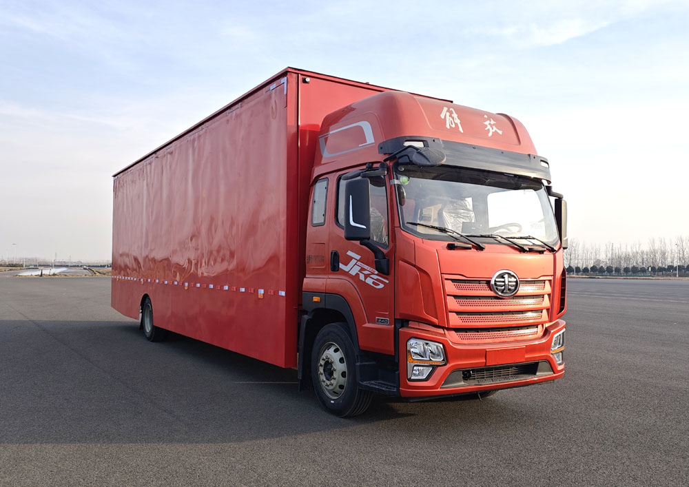游际牌ULA5182XCC餐车
