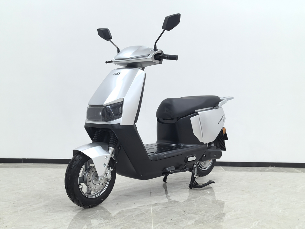 电动两轮摩托车