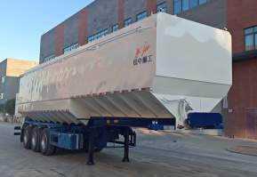 散装饲料运输半挂车