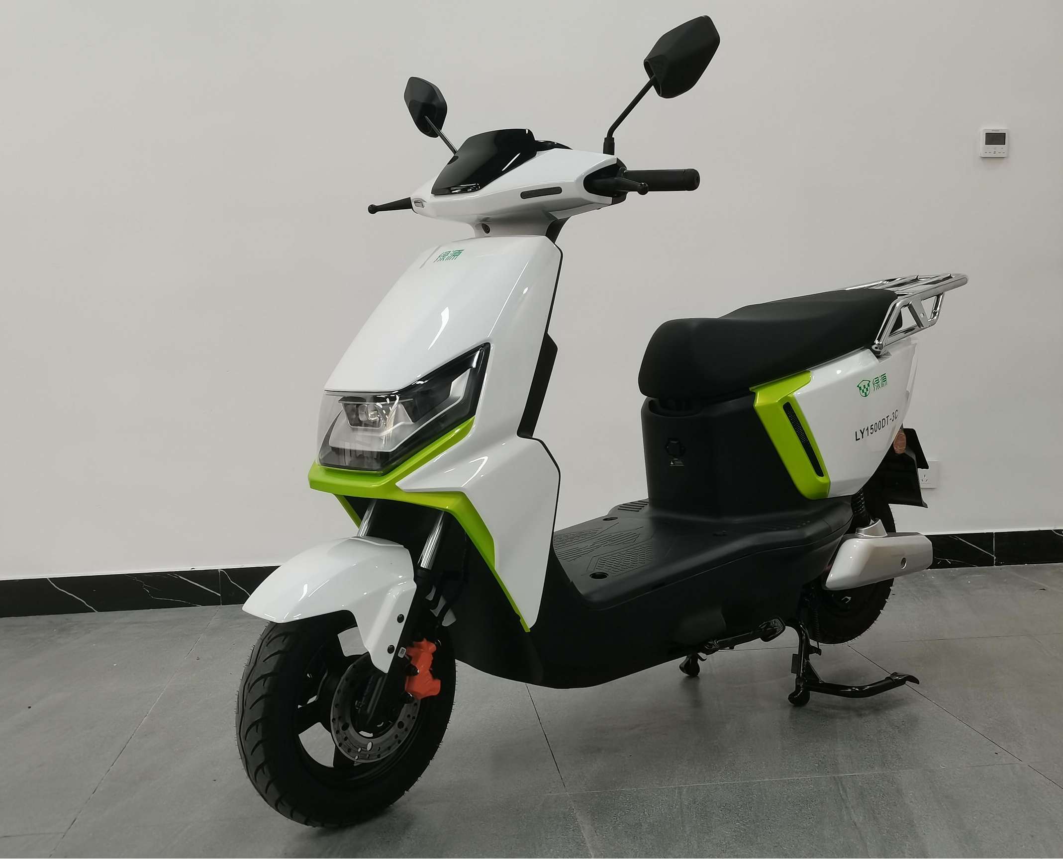 电动两轮摩托车