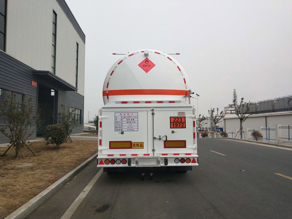 低温液体运输半挂车图片