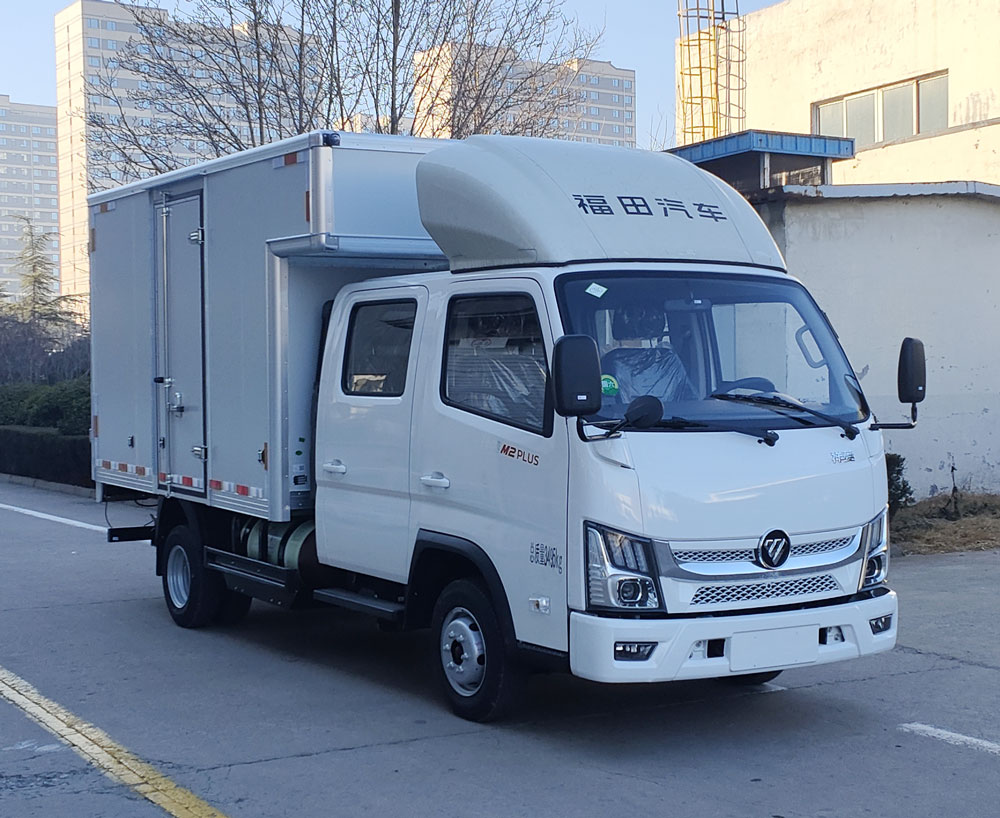 福田牌BJ5035XXY3AC6-33厢式运输车