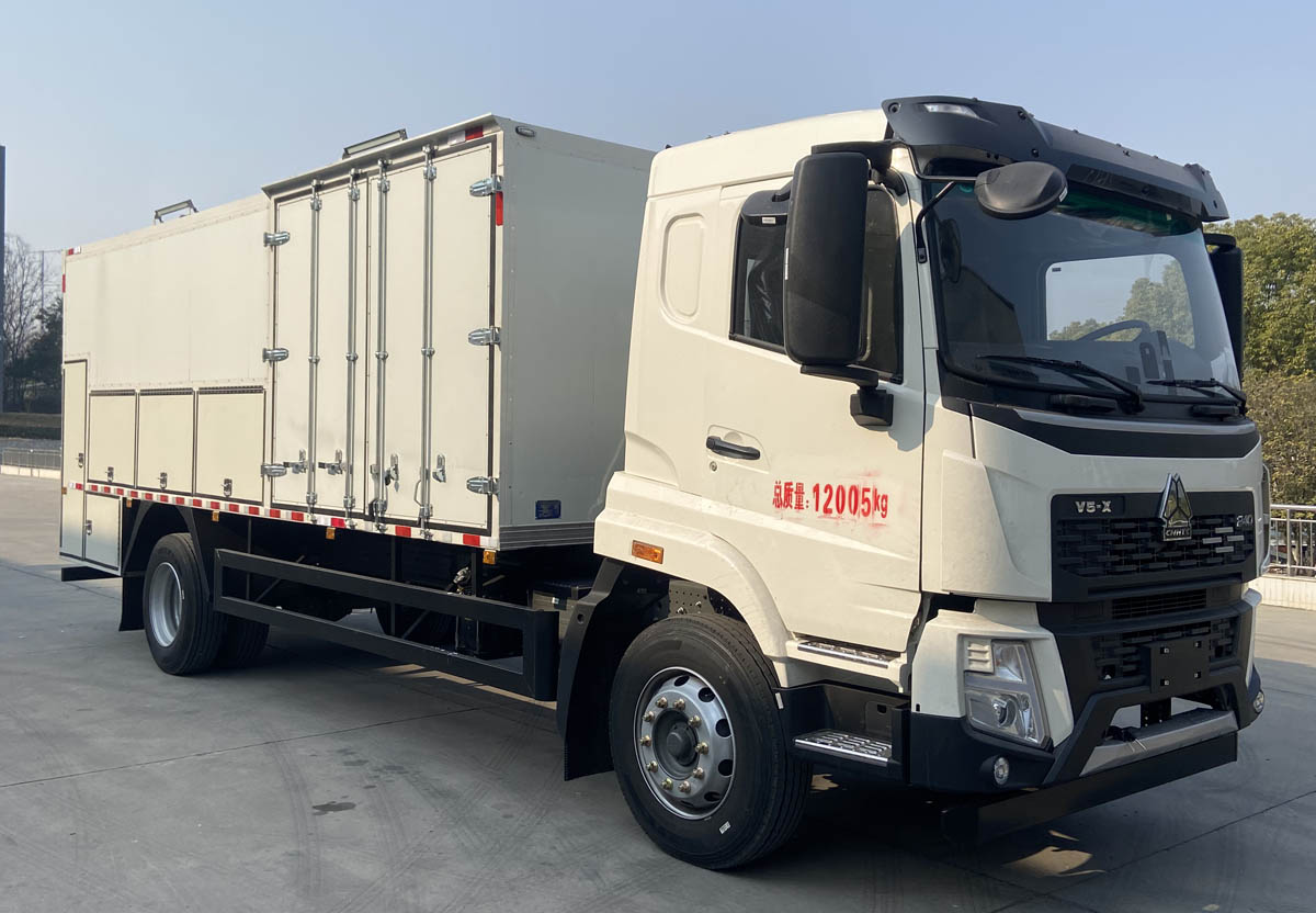 程力威牌CLW5120XGCAHE工程车