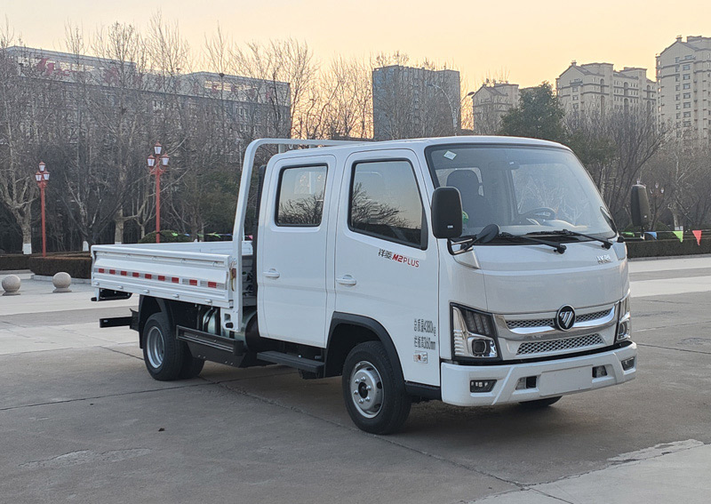 福田牌 126马力 载货汽车(BJ1045V3AC6-33)