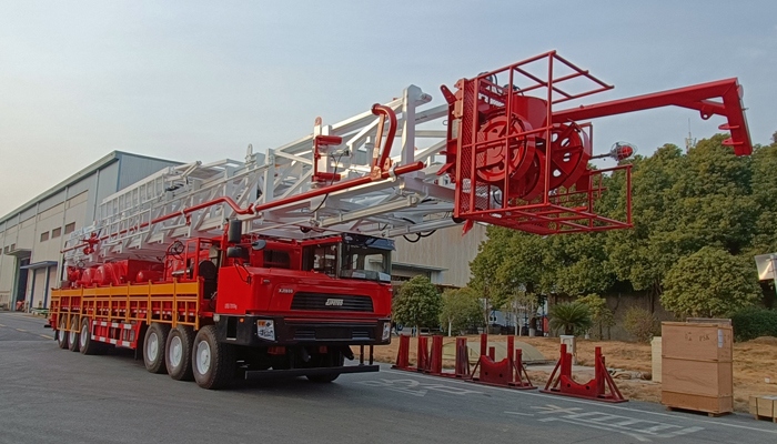 SJX5721TXJ650 四机牌修井机图片