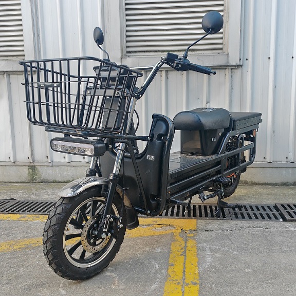 电动两轮摩托车