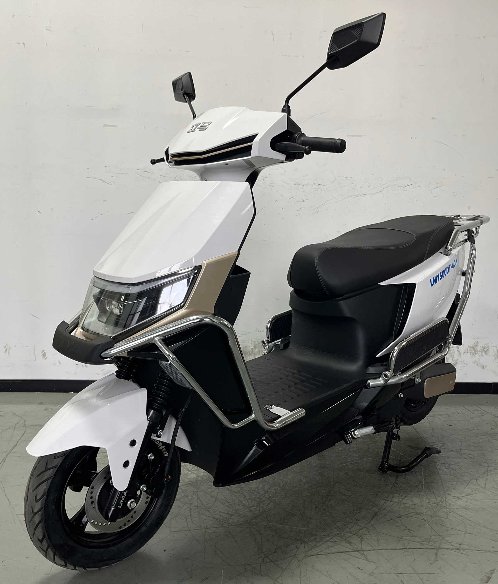 LM1500DT-40A 立马牌纯电动前盘式后盘式电动两轮摩托车图片